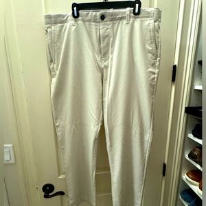 Tommy Bahama “on par” performance pants